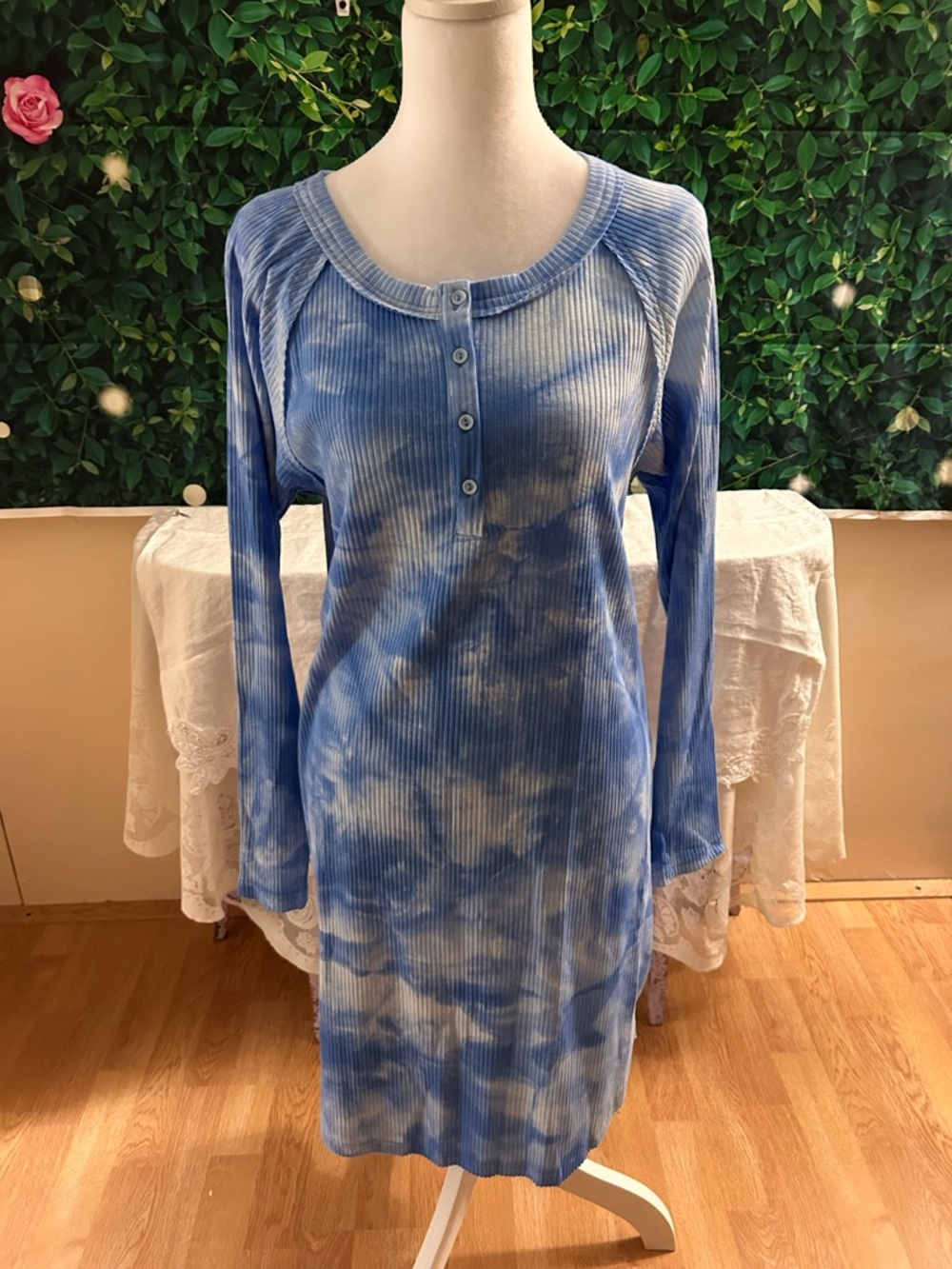 FOLLOW ME ON VINTED! samanthaj225
THE SITE IS OFFERING FREE SHIPPING RIGHT NOW